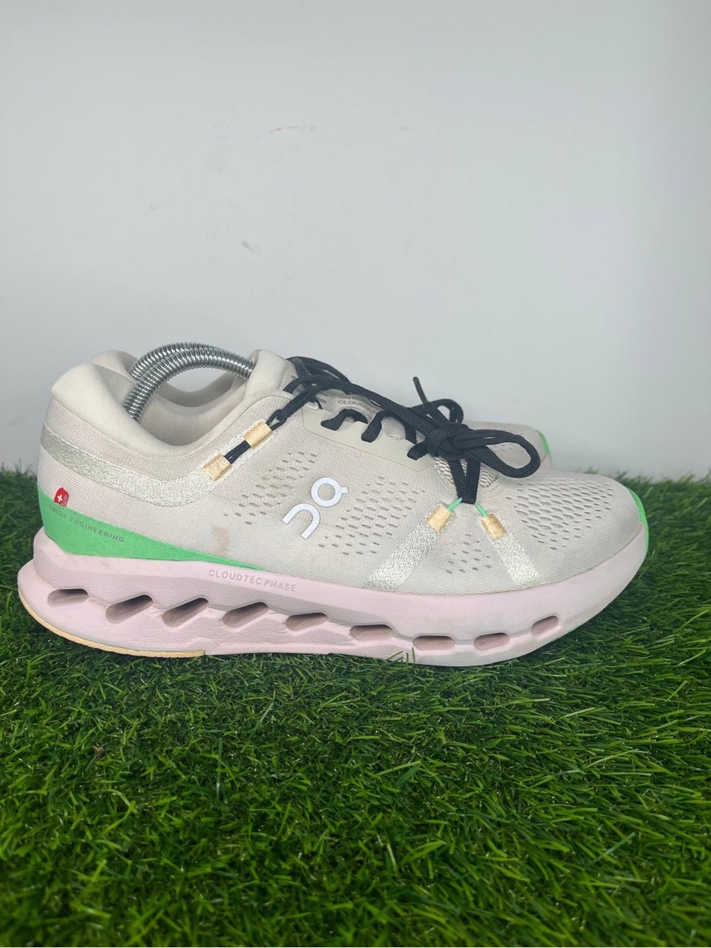On running cloud surfer Next cloudTec phase women’s 10.5 running shoes - Picture 3 of 8